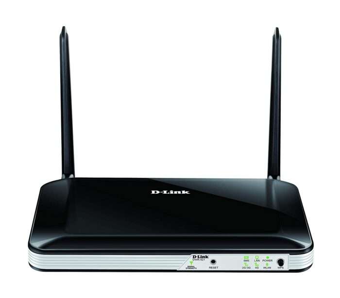 D-Link DWR-921 4G LTE Router - Image 1