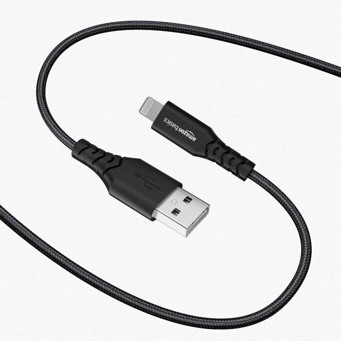 AmazonBasics USB A to Lightning PVC Molded Nylon Charging Cable 1.8 meter (Black) - Image 7